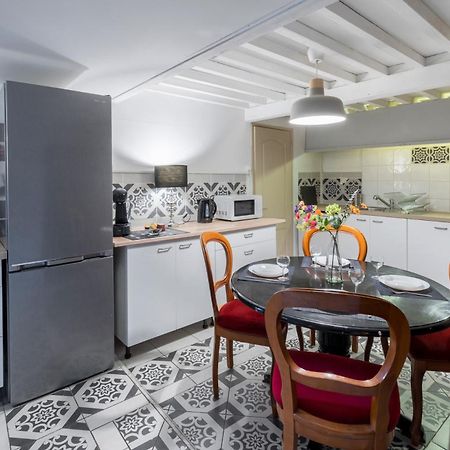 Le Theatre - Appartement Spacieux, Centre Ville & Calme Montpellier Eksteriør billede